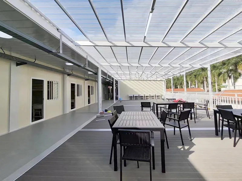 Covered common terrace